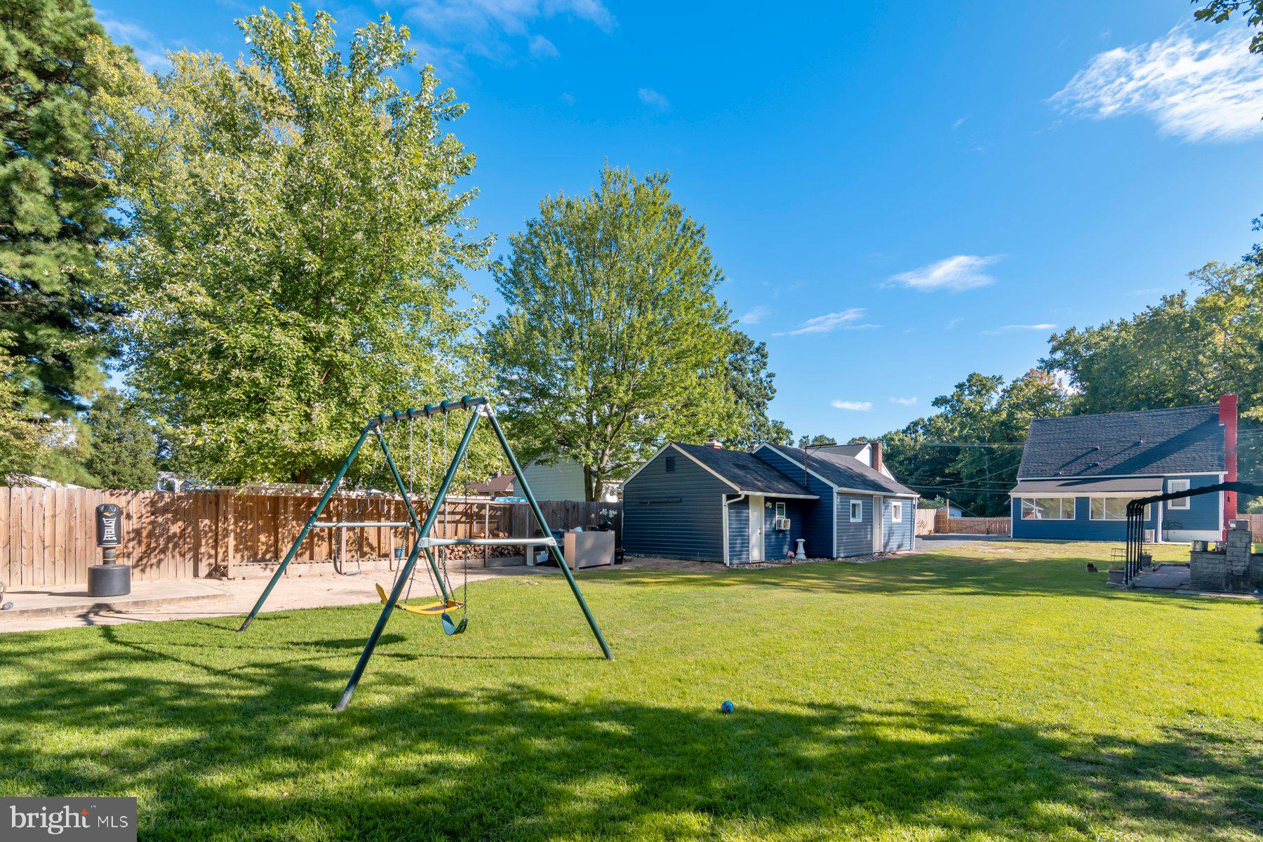 ROCKAWAY BEACH - Residential