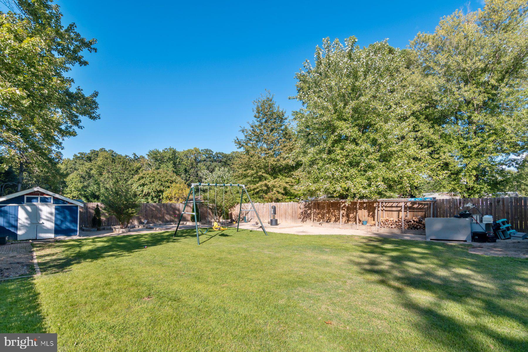 ROCKAWAY BEACH - Residential