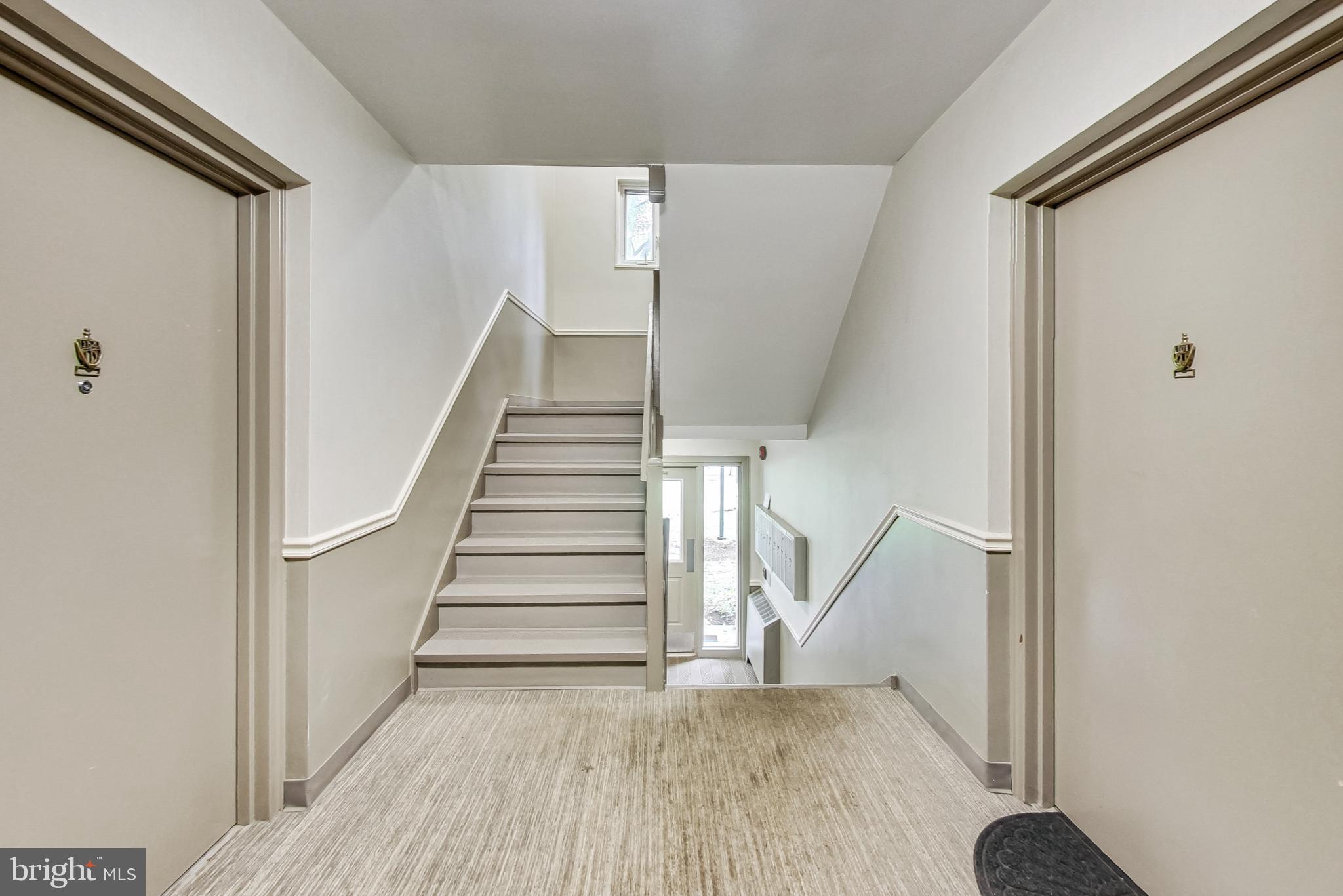 PARKSIDE CONDOMINIUMS - Residential Lease