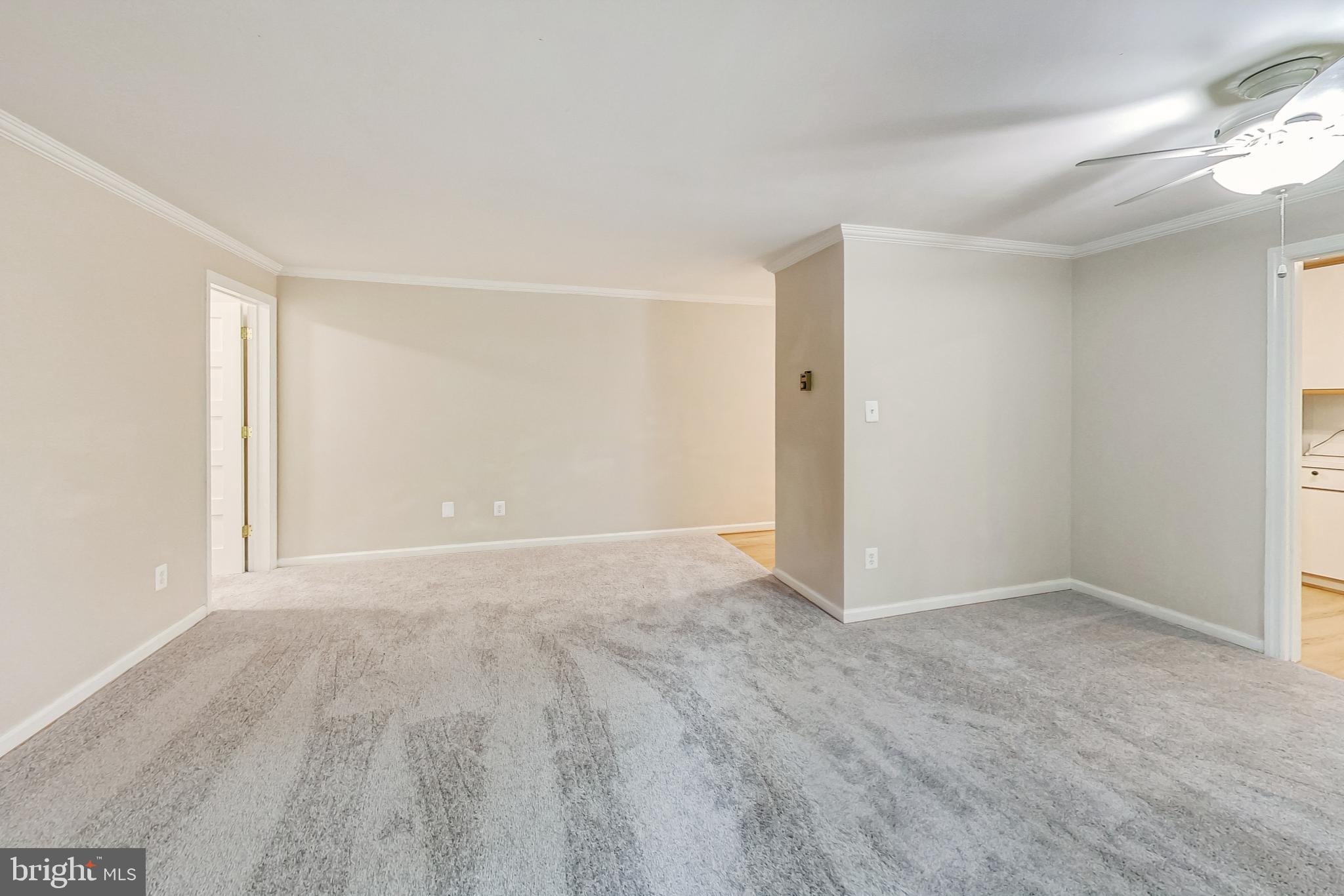 PARKSIDE CONDOMINIUMS - Residential Lease