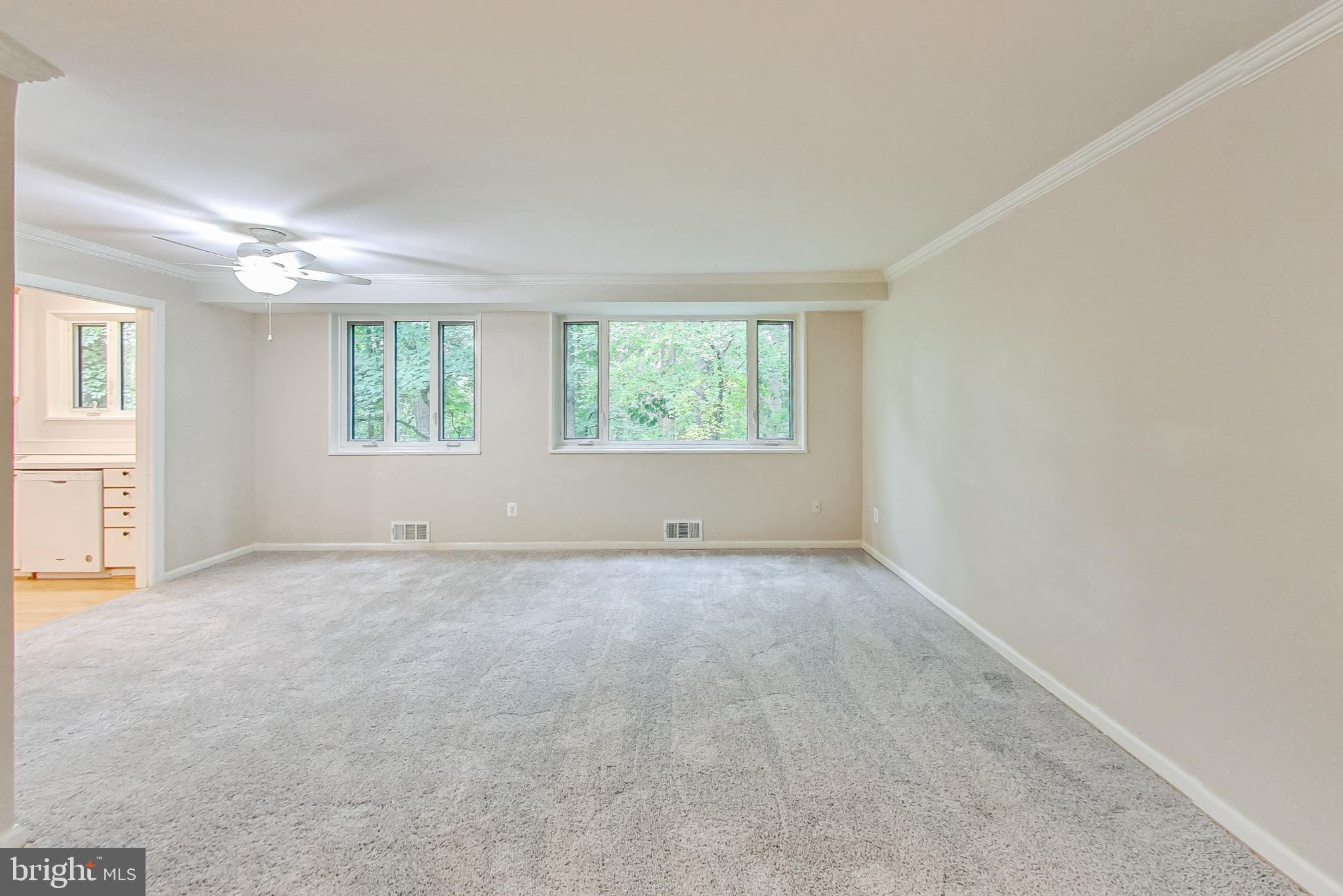 PARKSIDE CONDOMINIUMS - Residential Lease