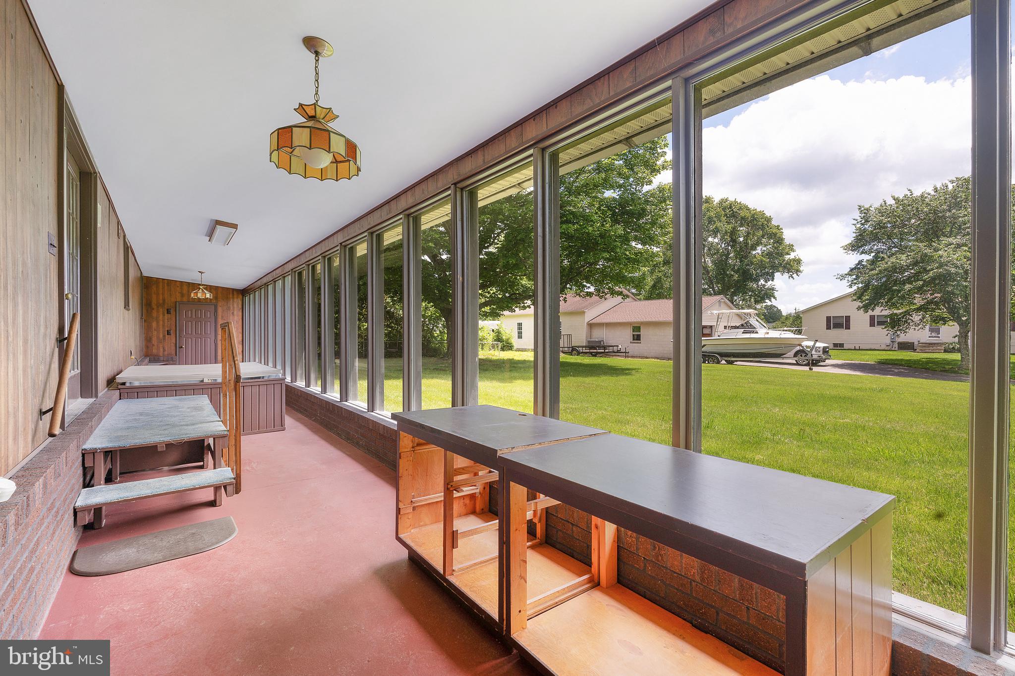 PEACOCK MANOR - Residential