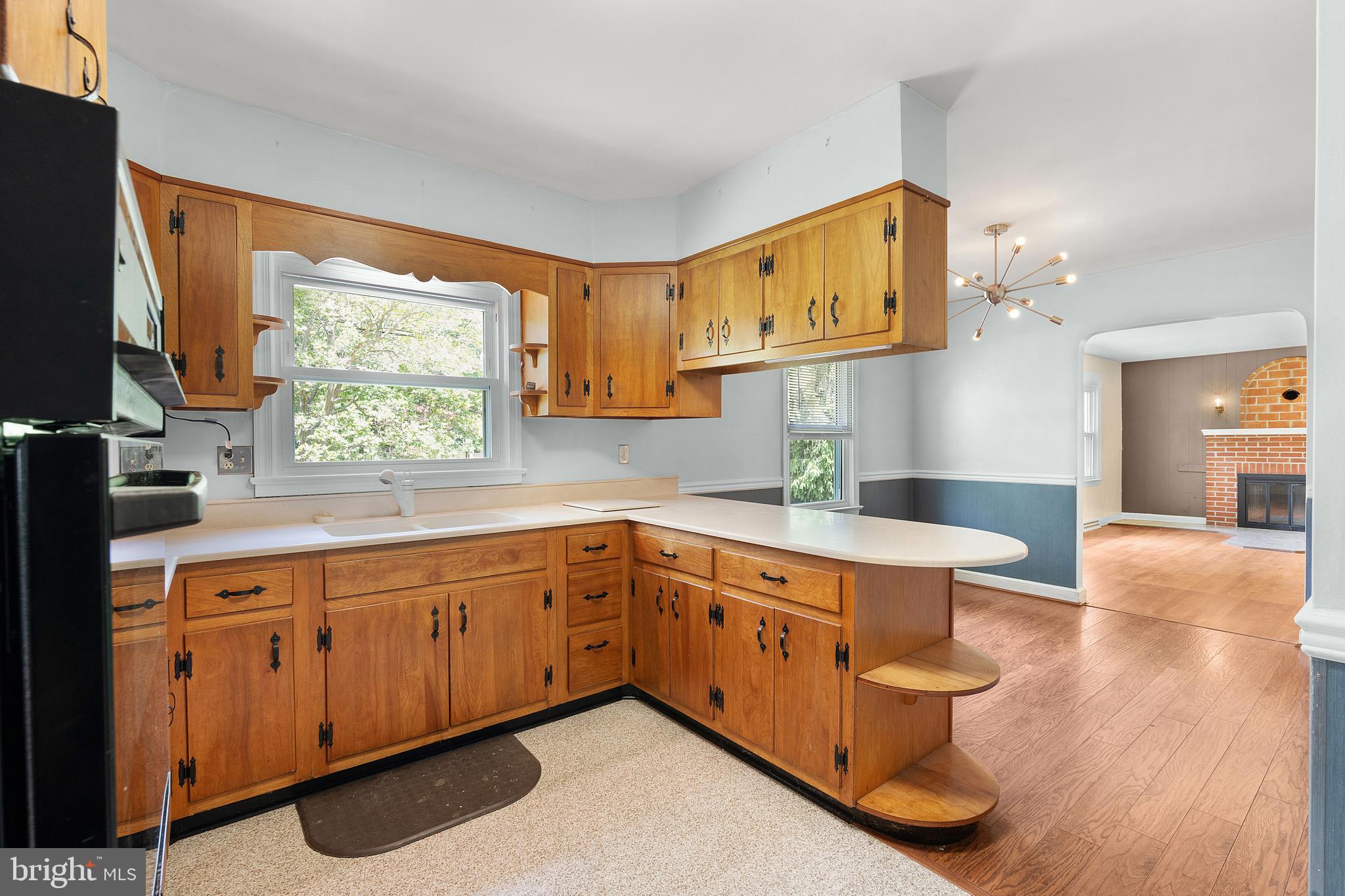 PEACOCK MANOR - Residential