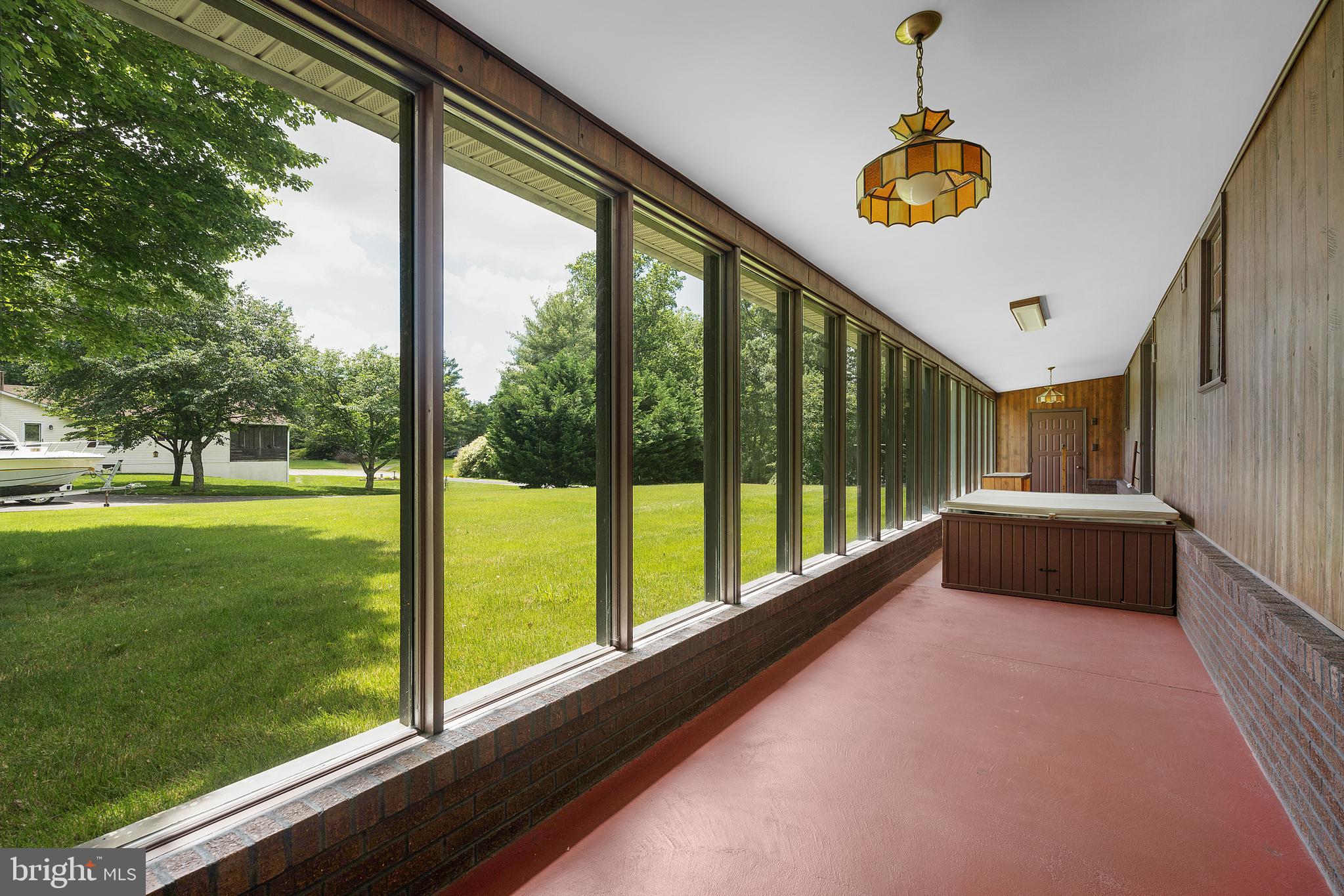 PEACOCK MANOR - Residential