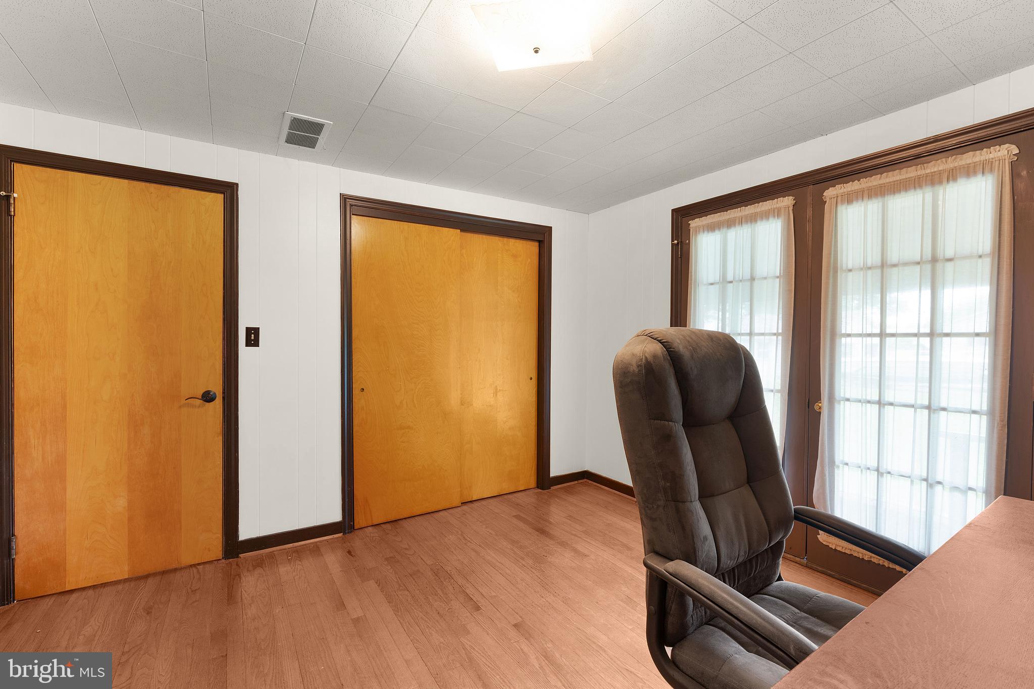 PEACOCK MANOR - Residential