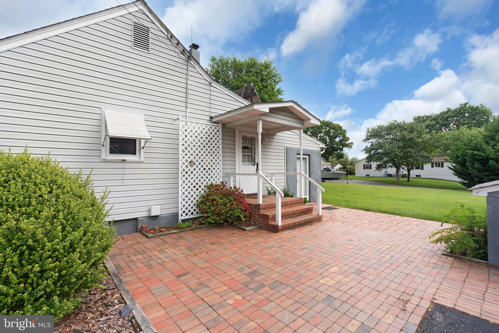 PEACOCK MANOR - Residential