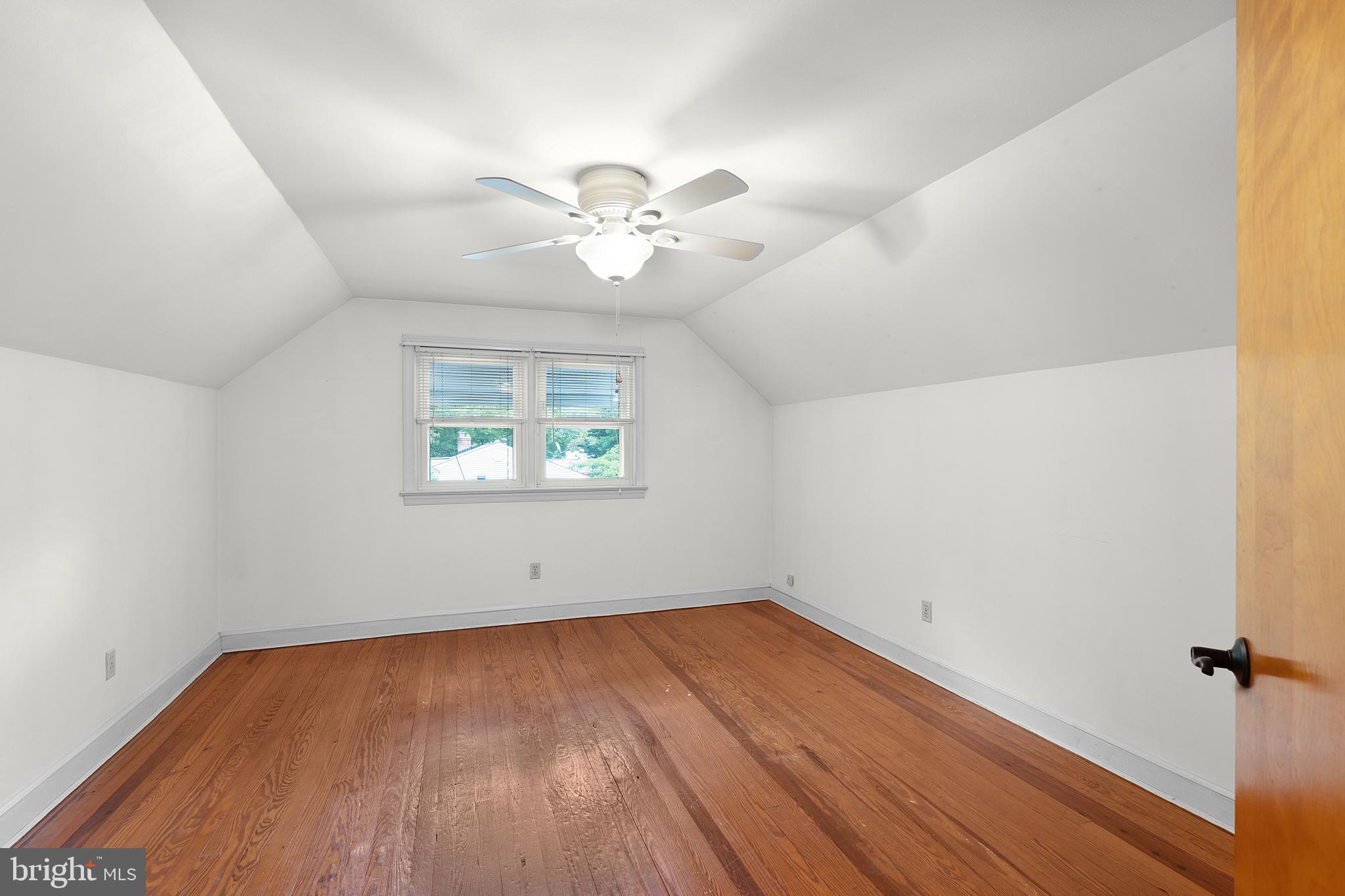 PEACOCK MANOR - Residential