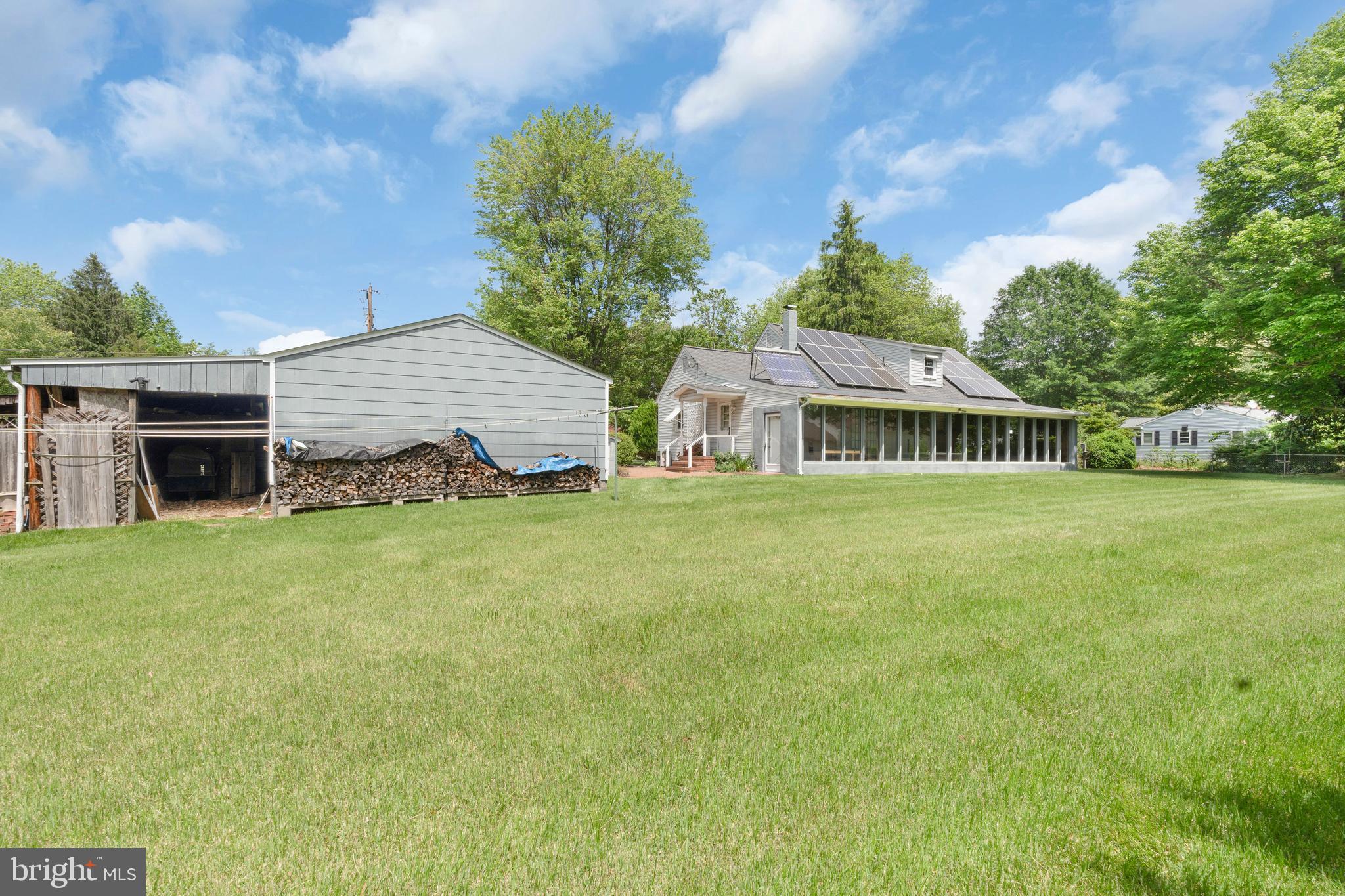 PEACOCK MANOR - Residential
