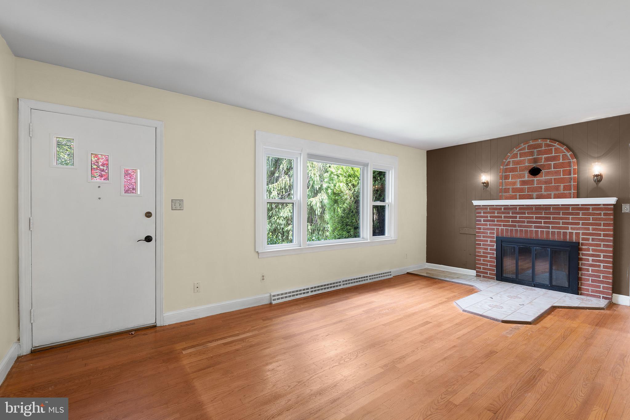 PEACOCK MANOR - Residential