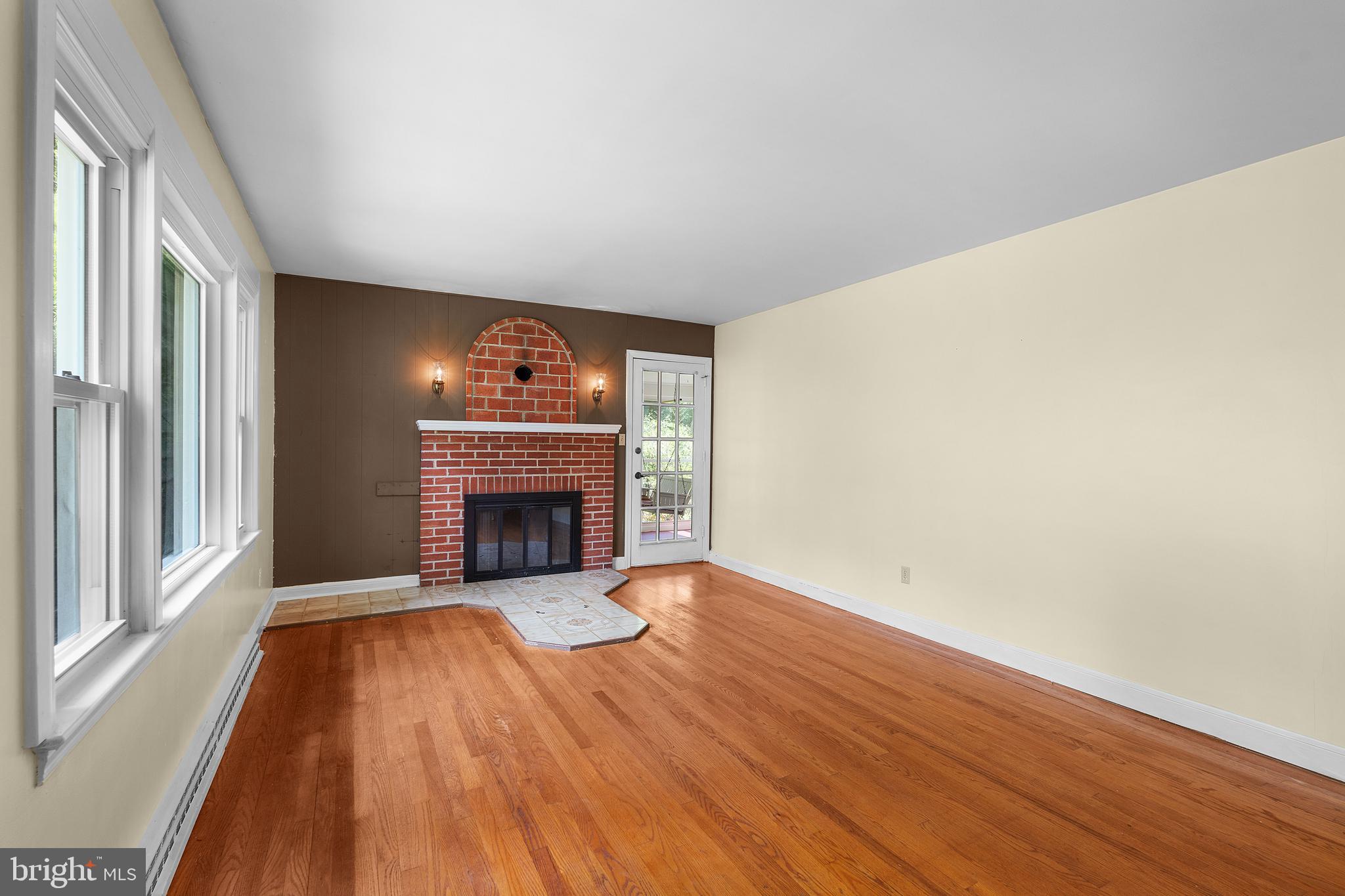 PEACOCK MANOR - Residential