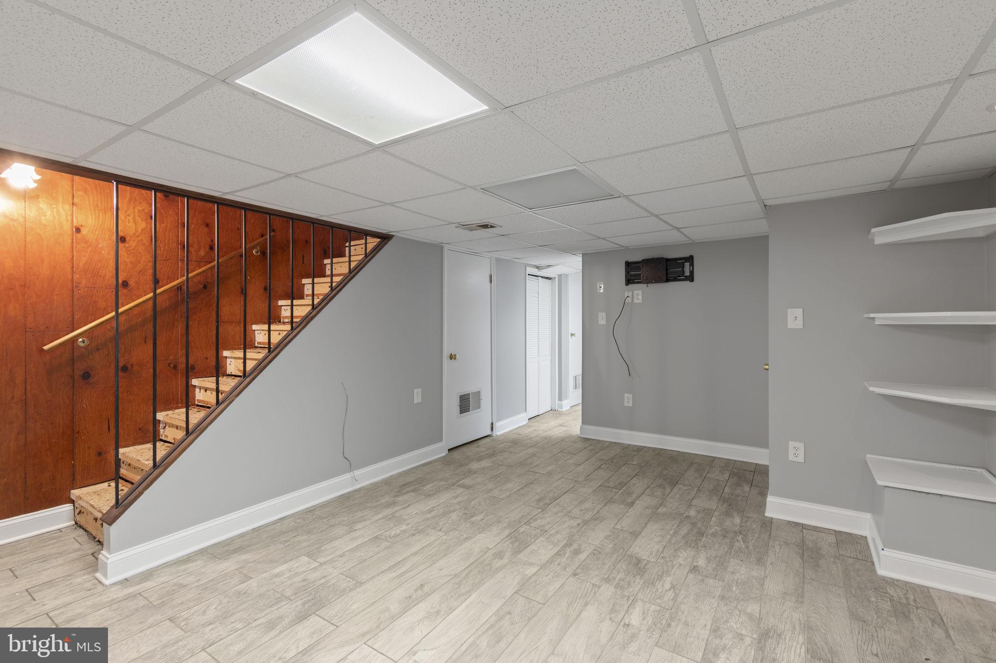 NORTHBROOK - Residential Lease