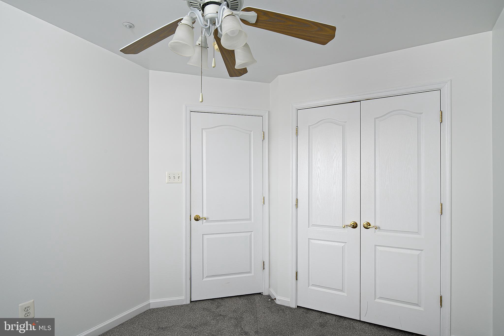 GOVERNORS GRANT - Residential Lease