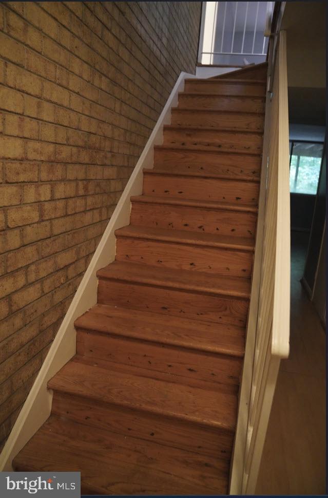 INVERNESS FOREST - Residential