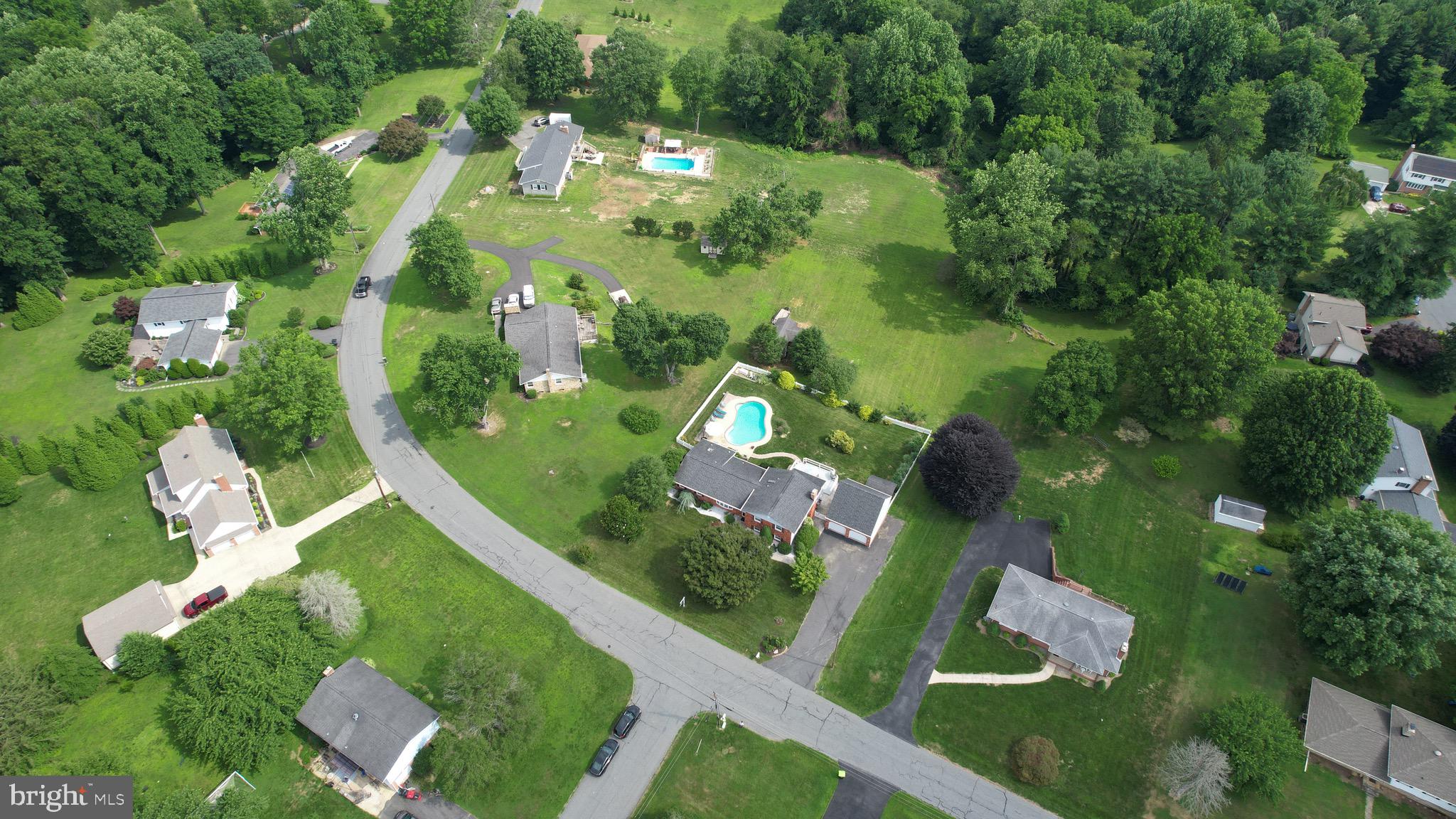 HIGH POINT MANOR - Residential