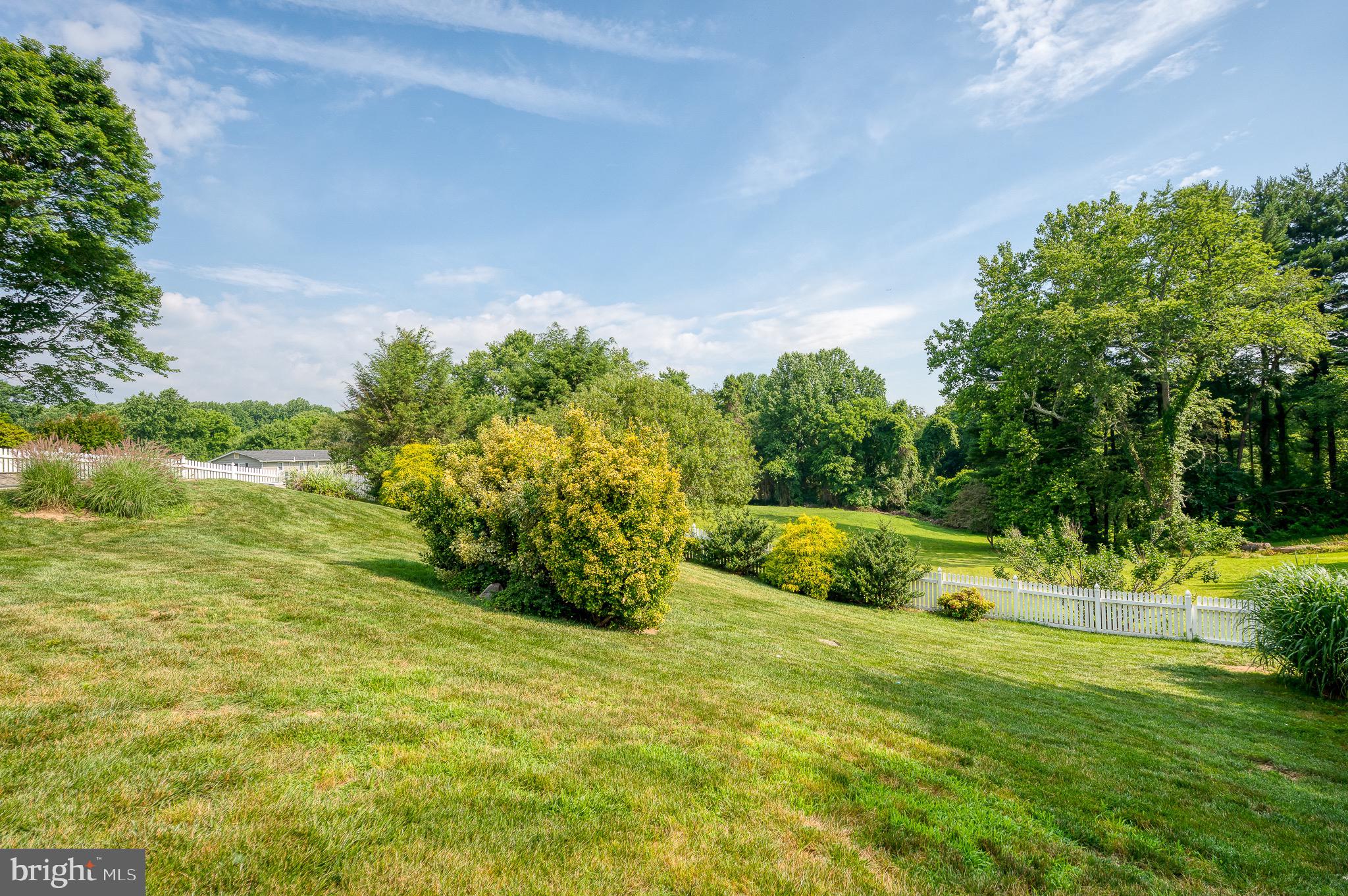 HIGH POINT MANOR - Residential