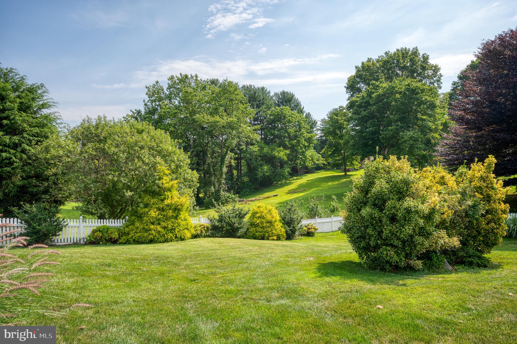 HIGH POINT MANOR - Residential