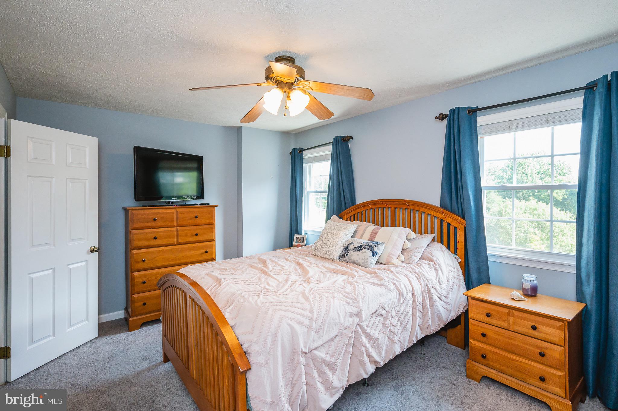 HIGH POINT MANOR - Residential