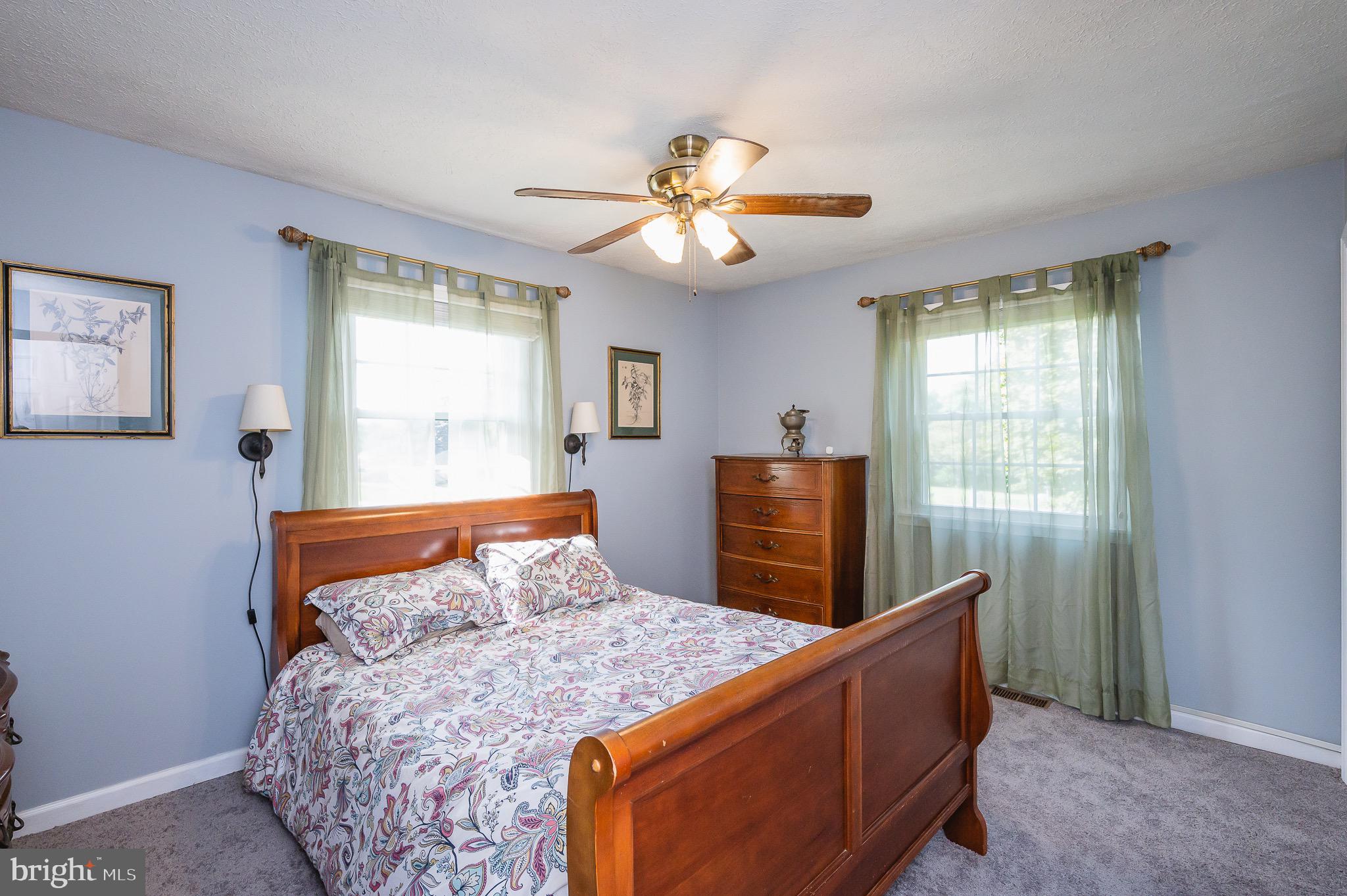 HIGH POINT MANOR - Residential