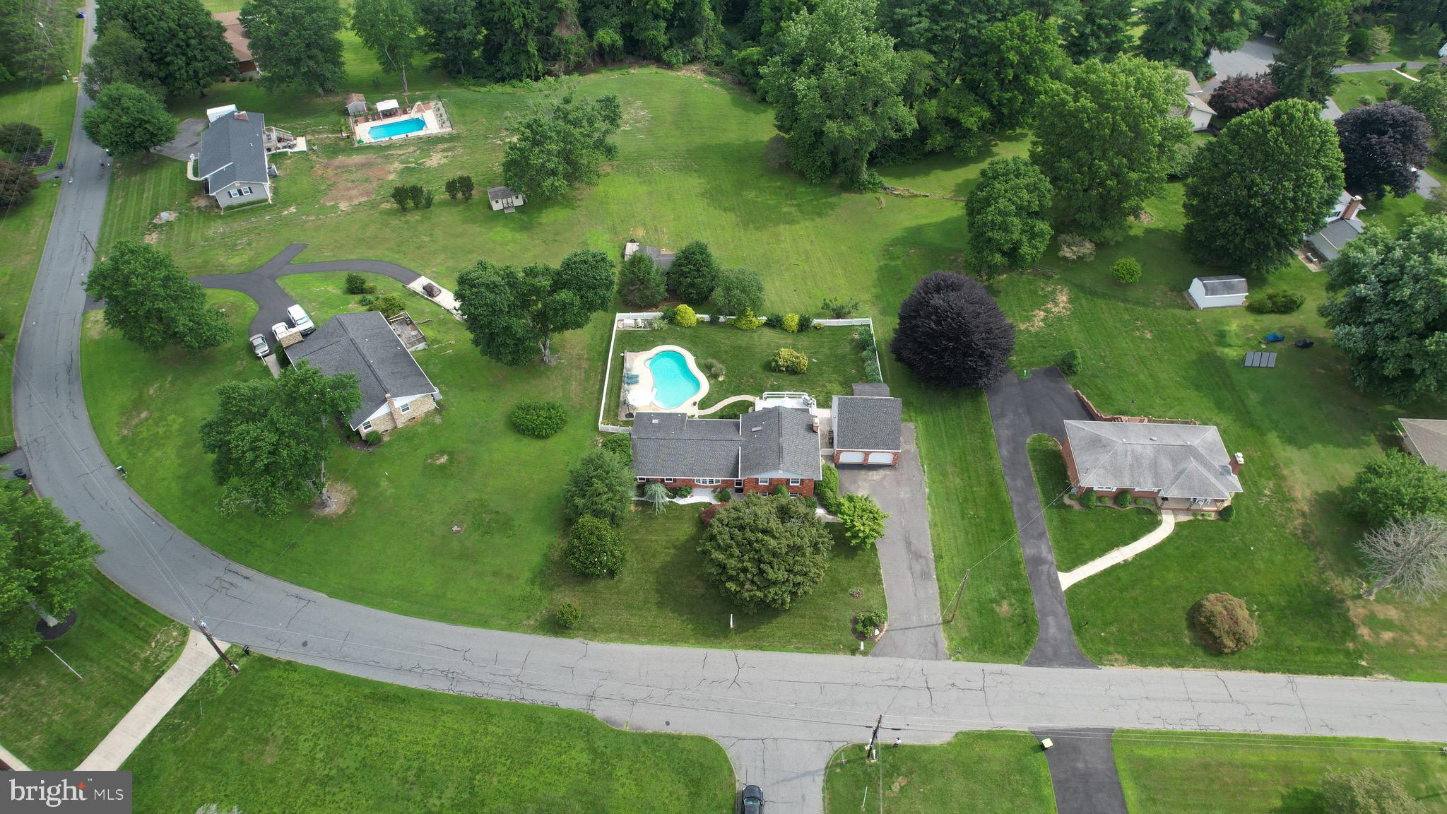 HIGH POINT MANOR - Residential