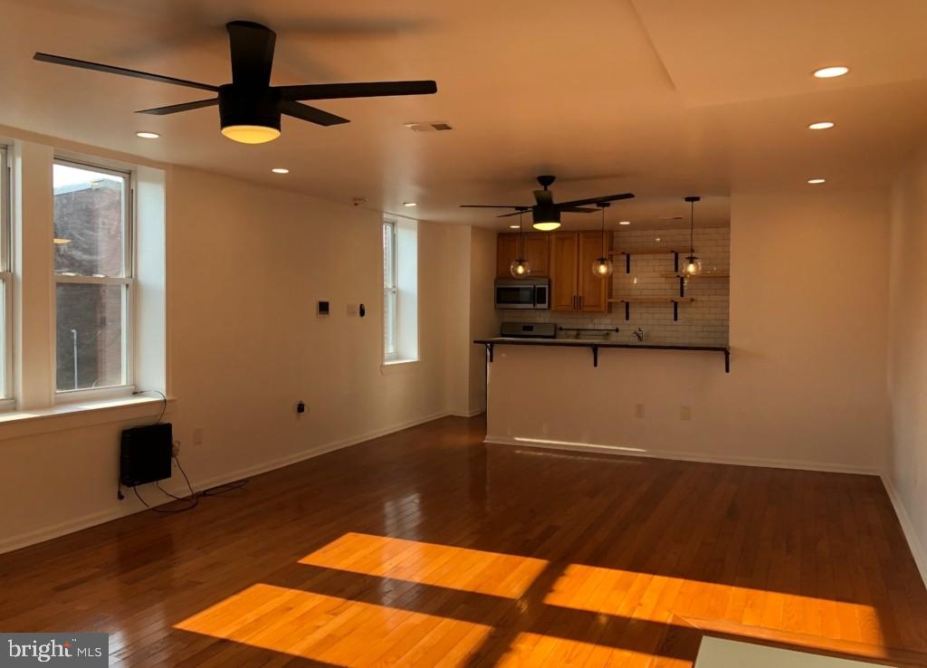 FAIRMOUNT - Residential Lease