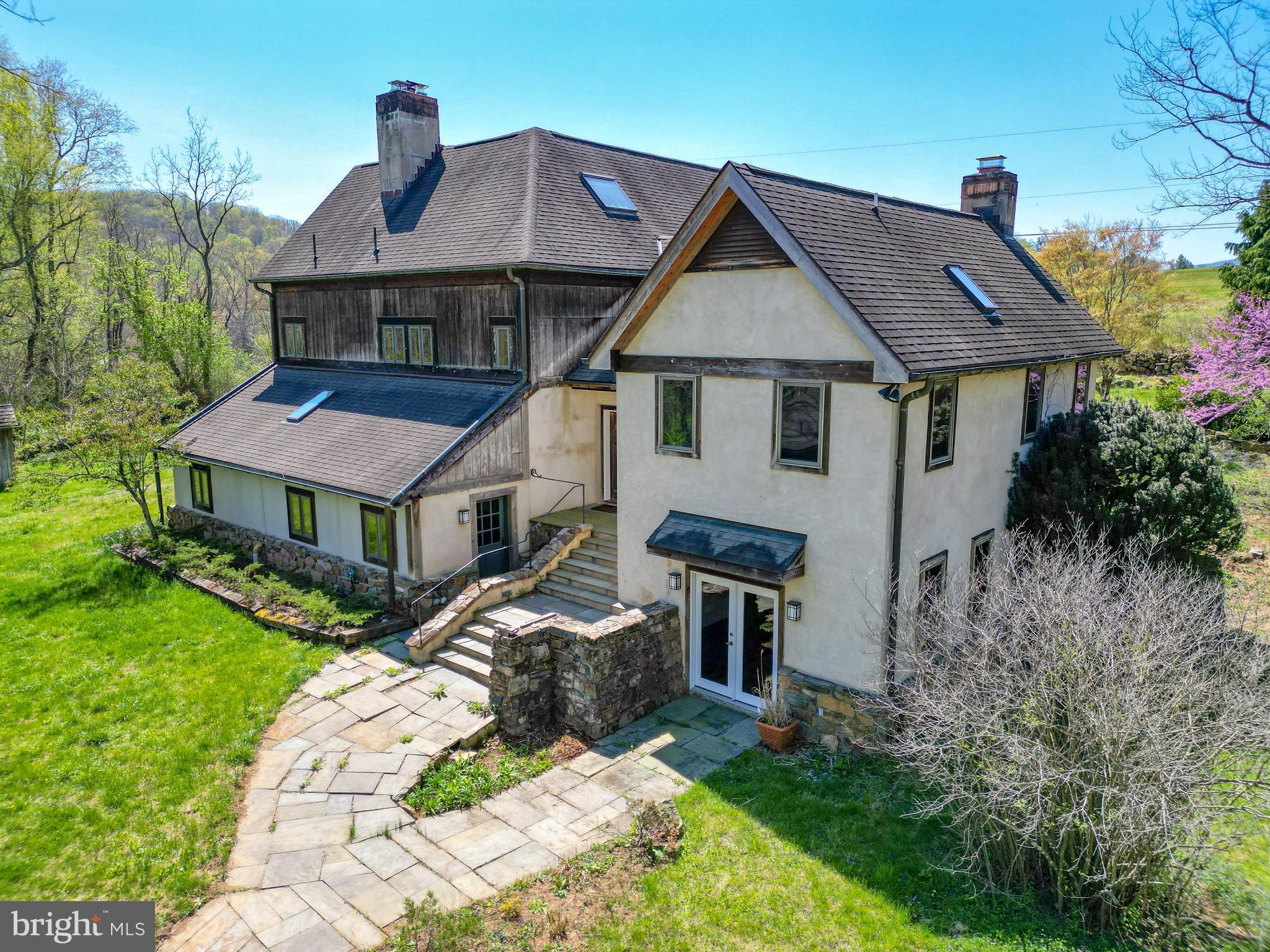 45 SHOOTZ HOLLOW ROAD