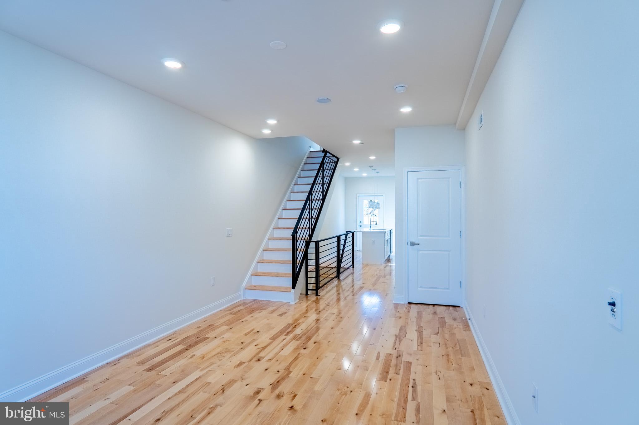 MANTUA - Residential