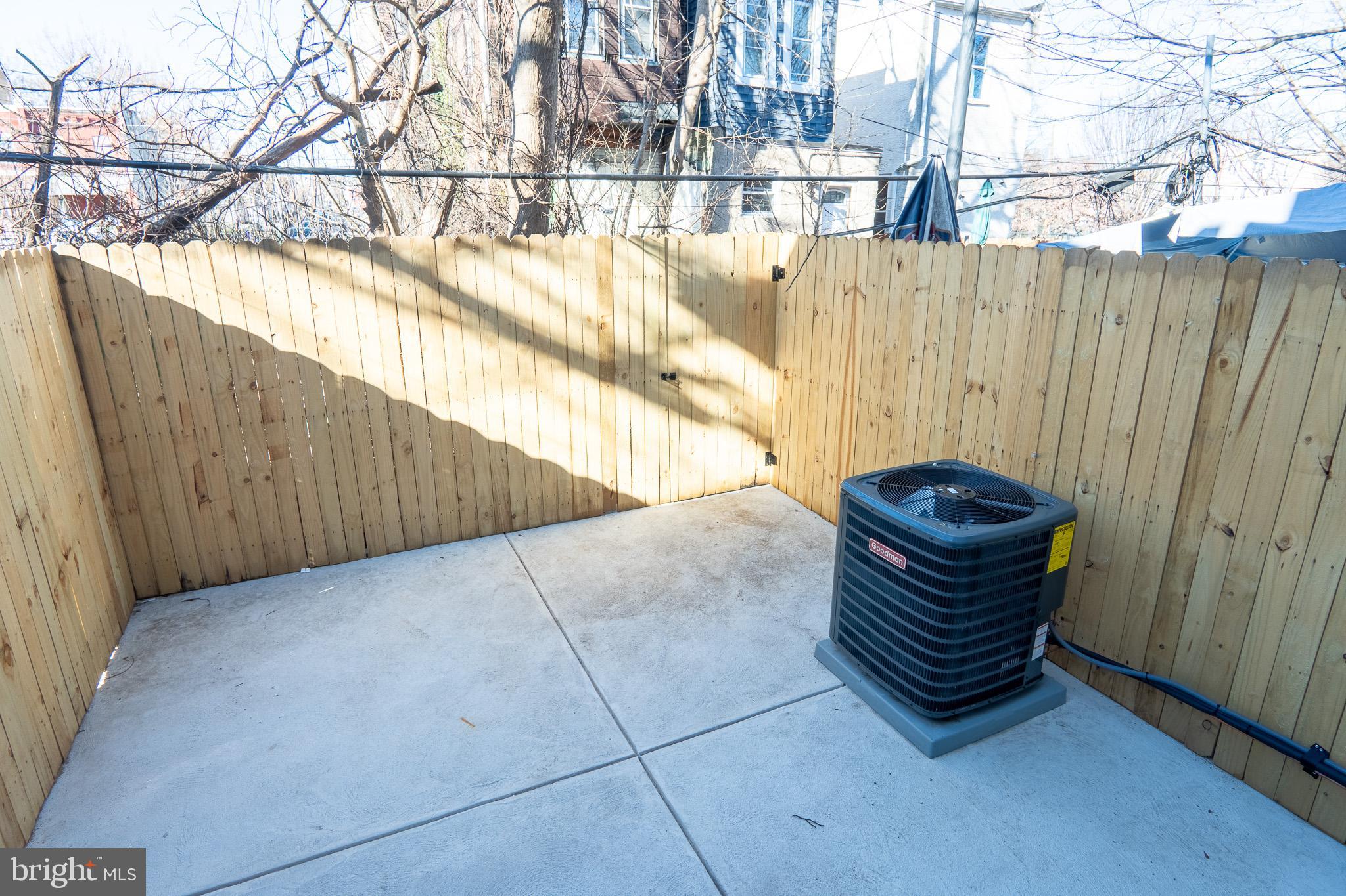 MANTUA - Residential