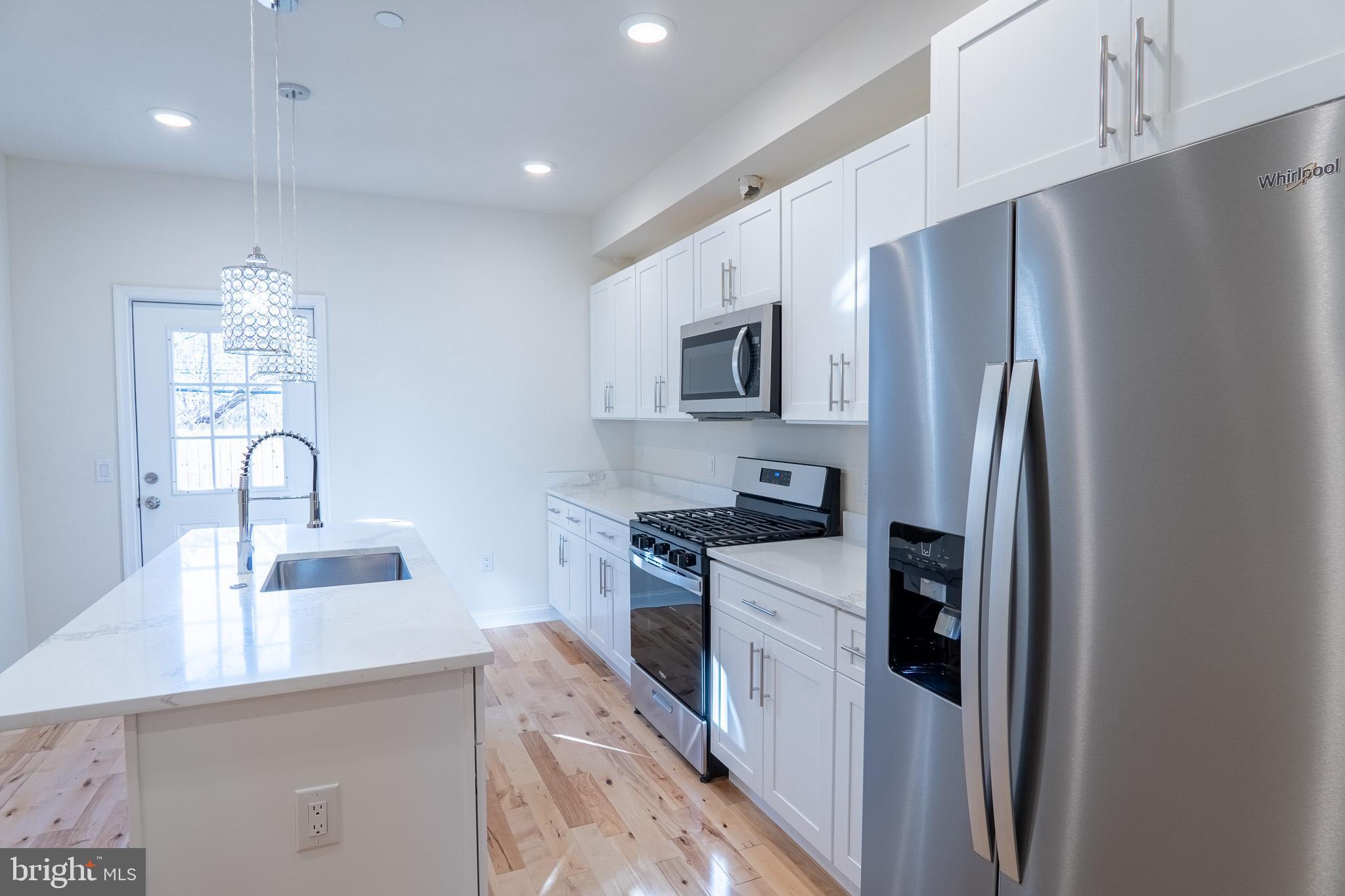 MANTUA - Residential