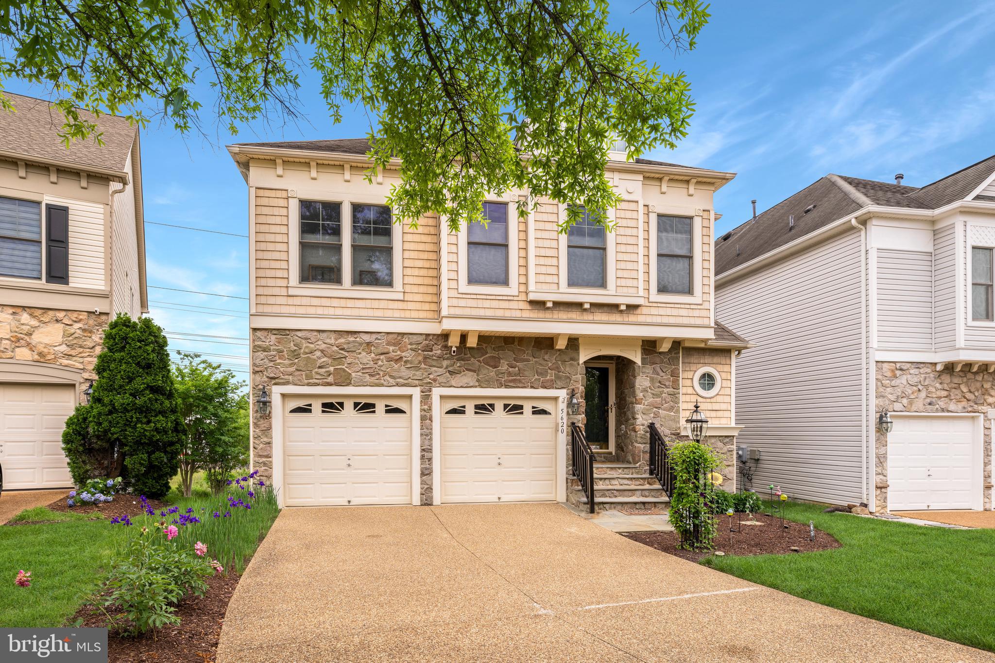 KINGSTOWNE - Residential