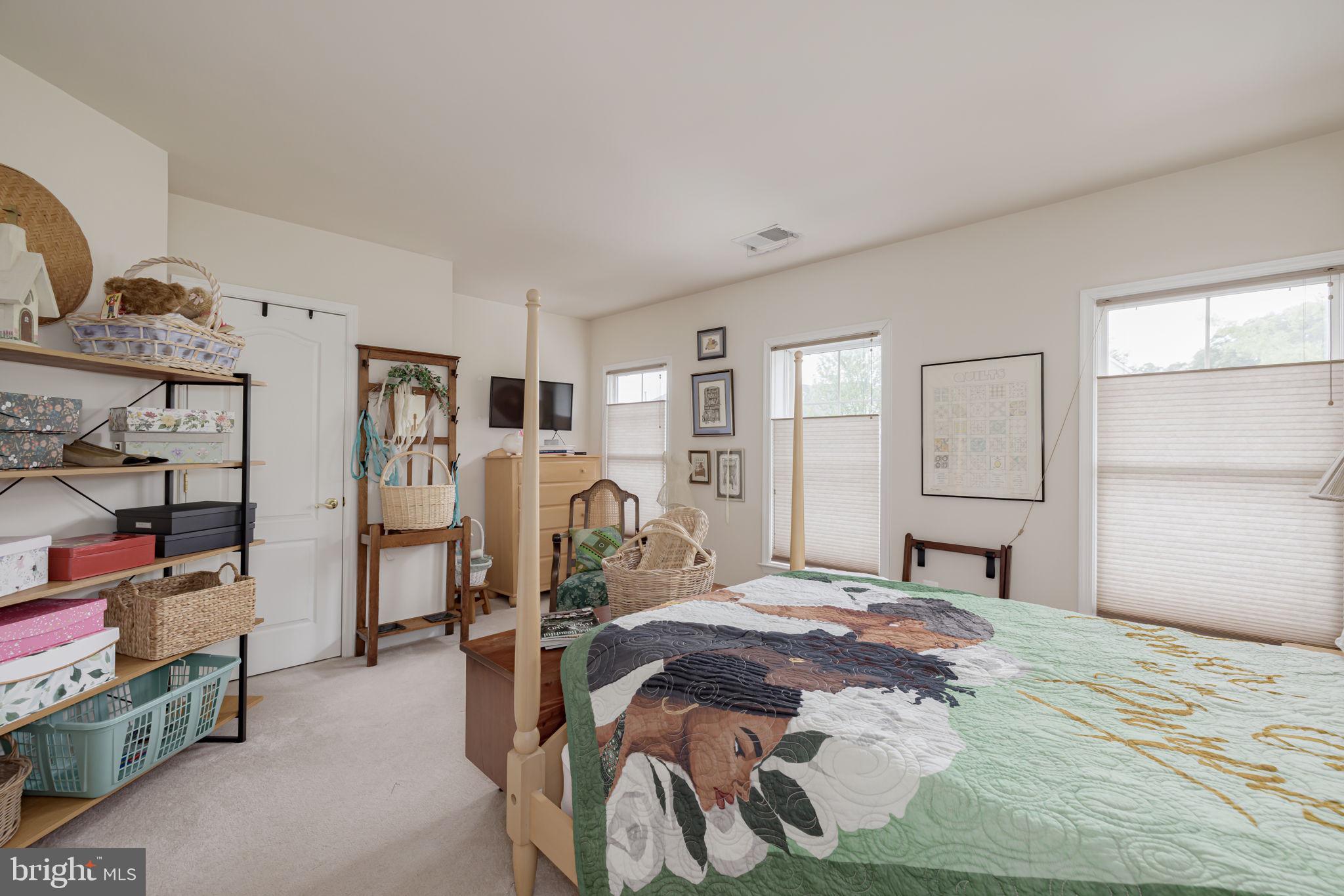 KINGSTOWNE - Residential