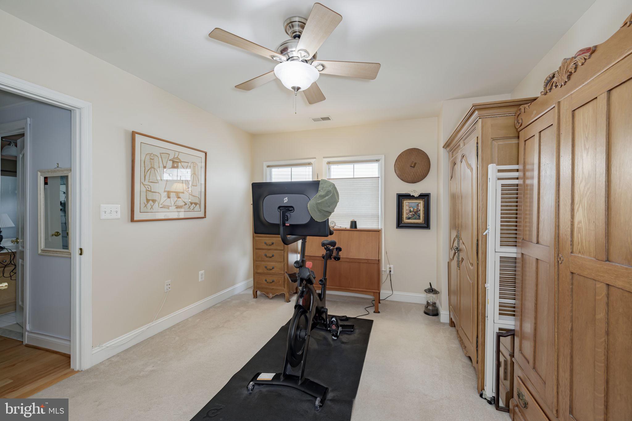 KINGSTOWNE - Residential