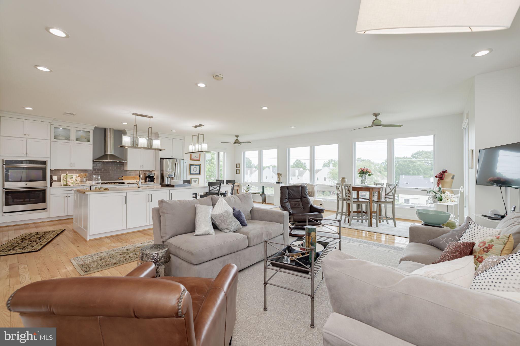 KINGSTOWNE - Residential