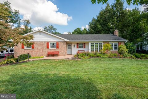 Photo of 1223 PENN GRANT RD, LANCASTER, PA 17602 (MLS # PALA2040634)