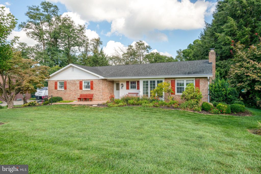 Photo of 1223 PENN GRANT RD, LANCASTER, PA 17602 (MLS # PALA2040634)