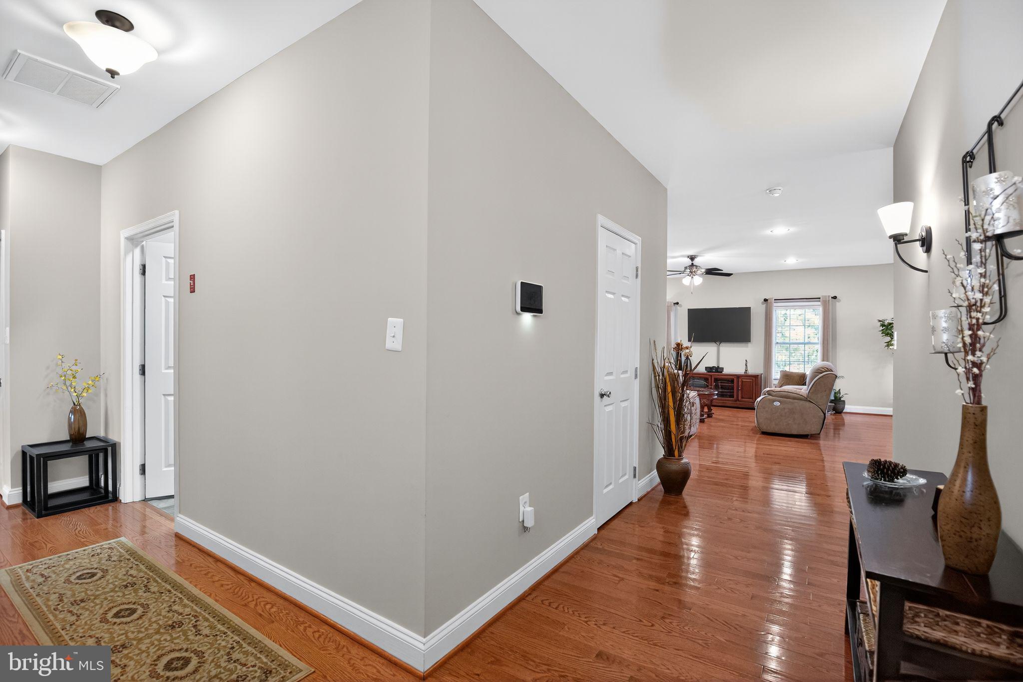 EMERALD HILLS - Residential