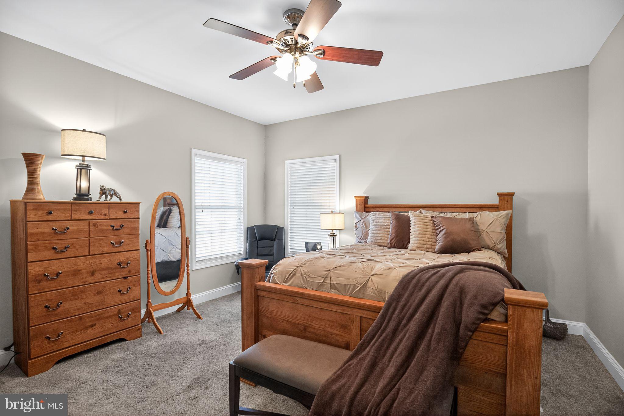 EMERALD HILLS - Residential