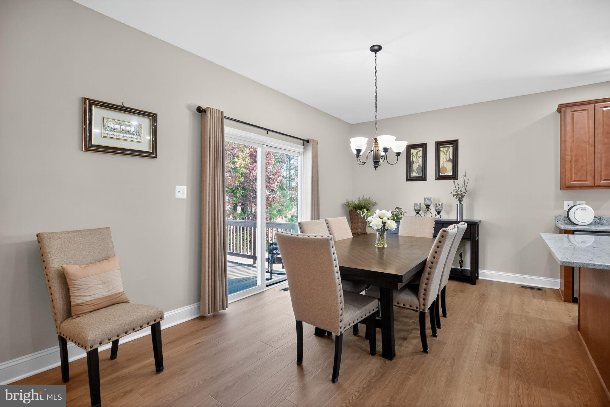 EMERALD HILLS - Residential