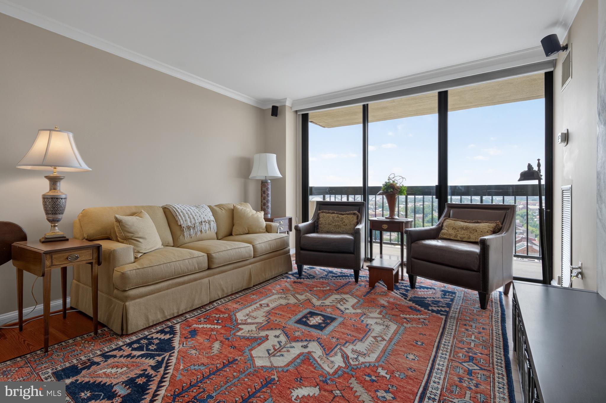 ALEXANDRIA HOUSE - Residential