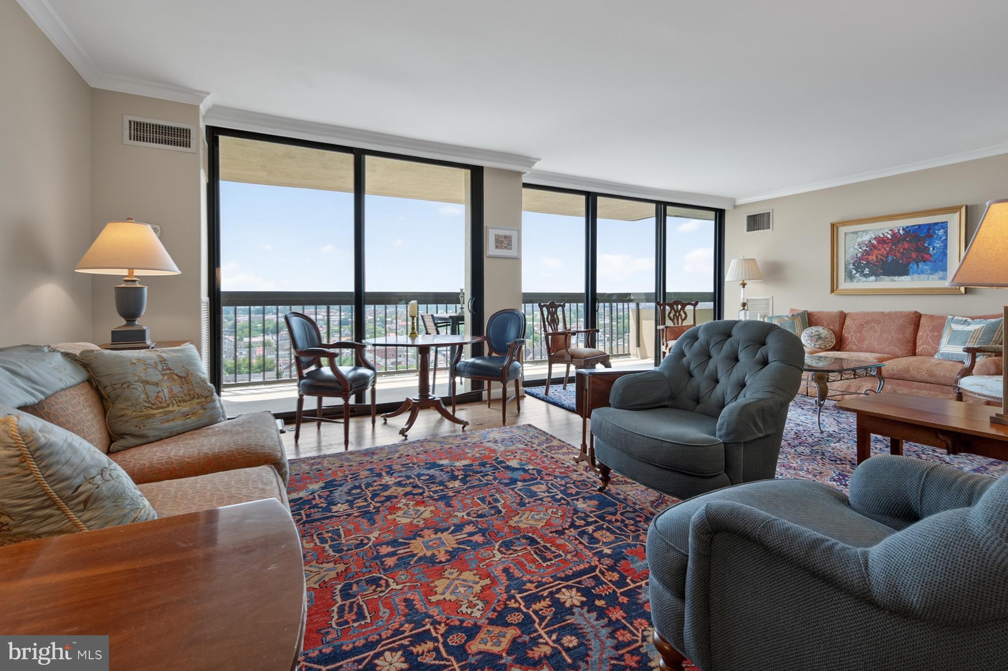 ALEXANDRIA HOUSE - Residential