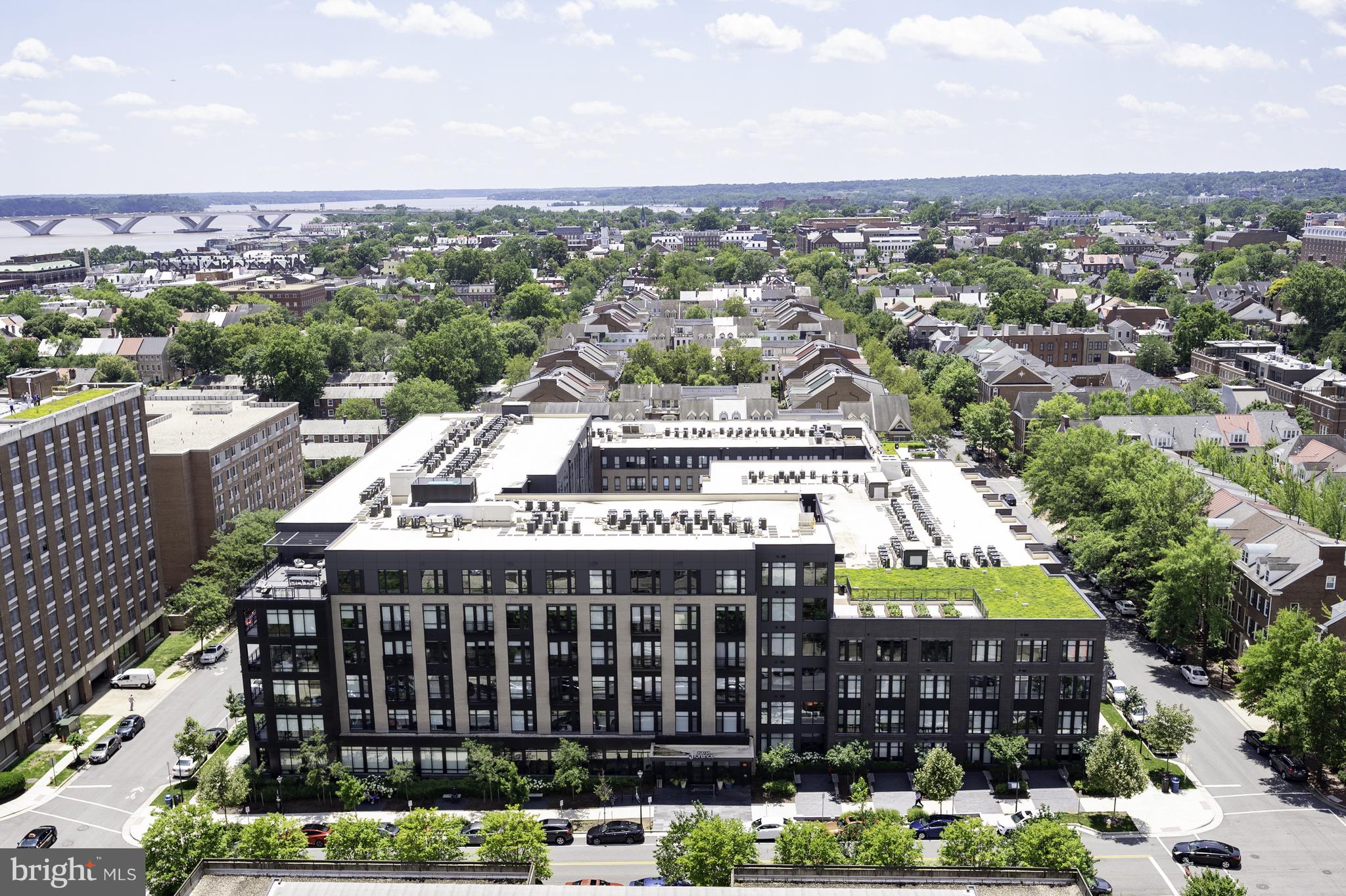 ALEXANDRIA HOUSE - Residential