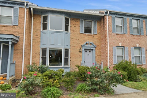 Photo of 2878 Yarn Court, FALLS CHURCH, VA 22042 (MLS # VAFX2343544)