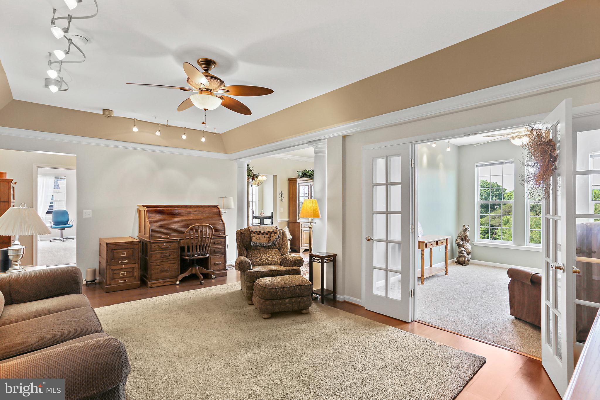 GATHERINGS AT LYNDWOOD - Residential