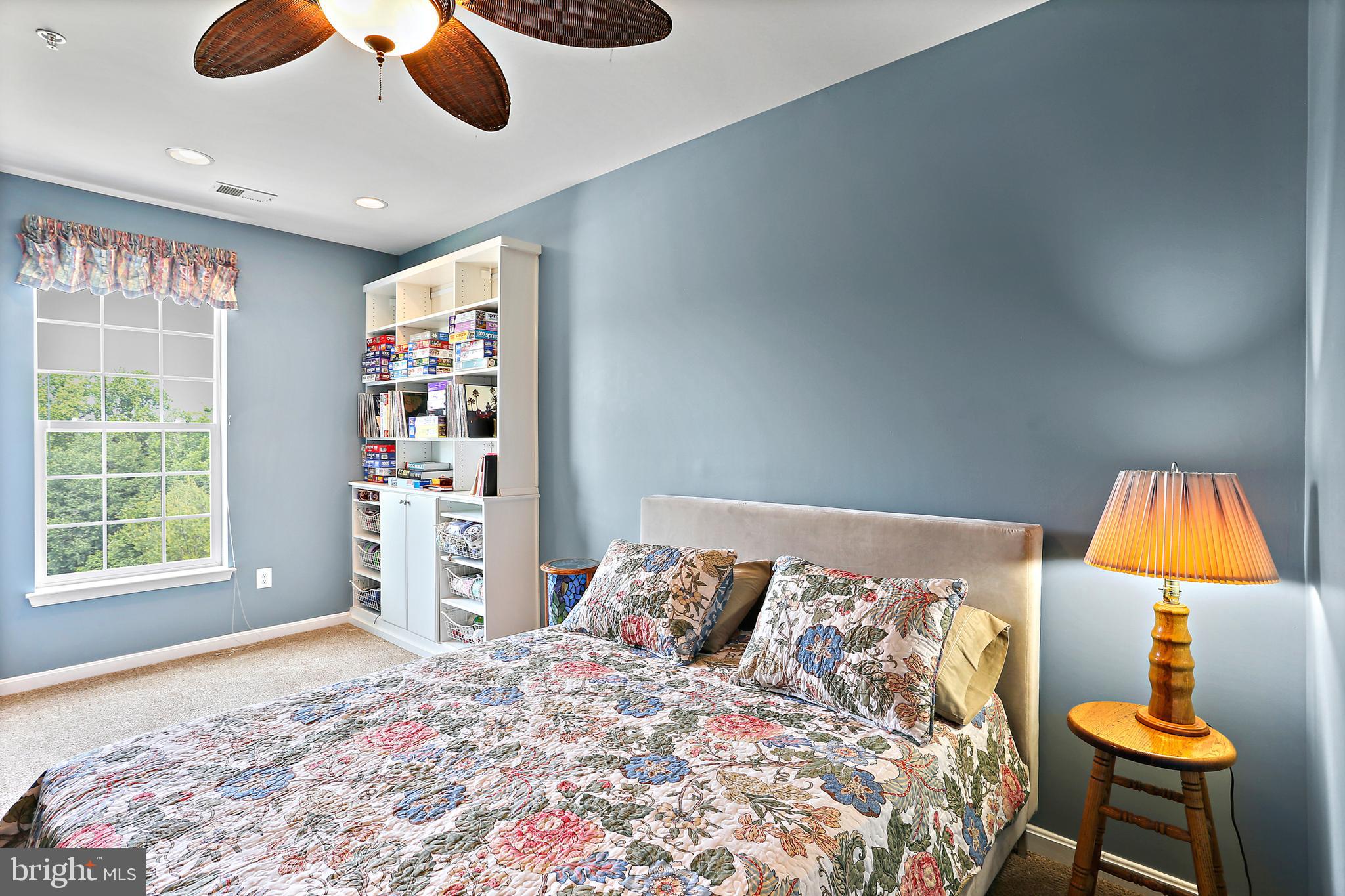 GATHERINGS AT LYNDWOOD - Residential