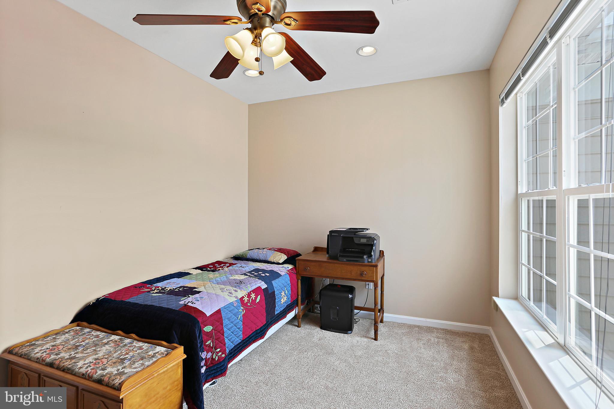 GATHERINGS AT LYNDWOOD - Residential