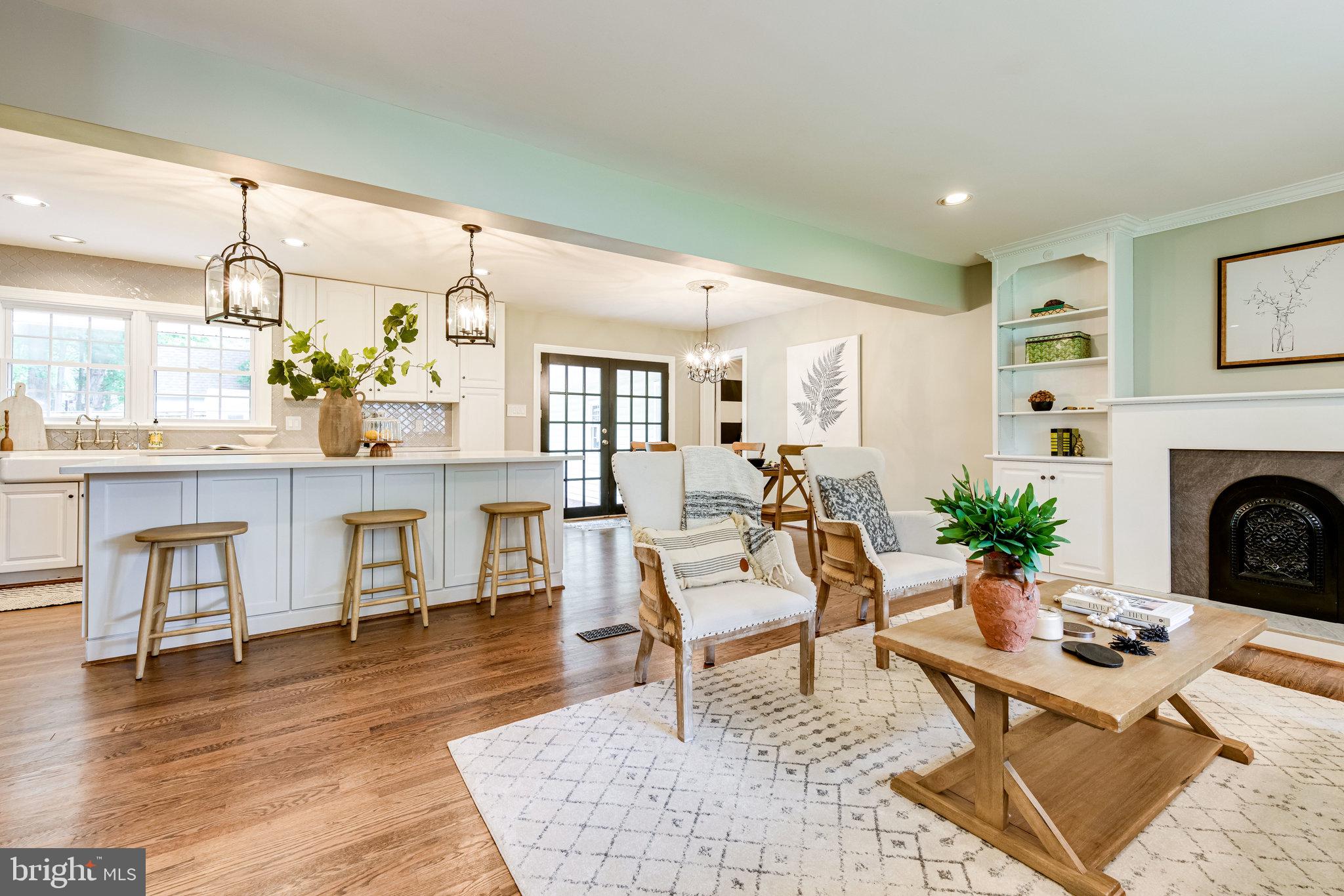 PLYMOUTH HAVEN - Residential