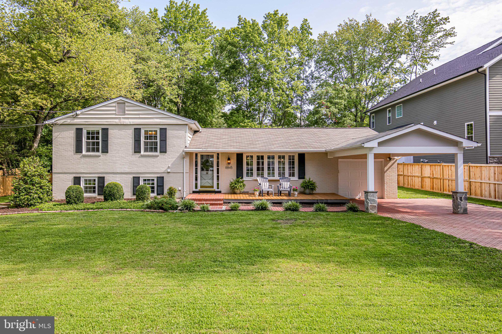 PLYMOUTH HAVEN - Residential