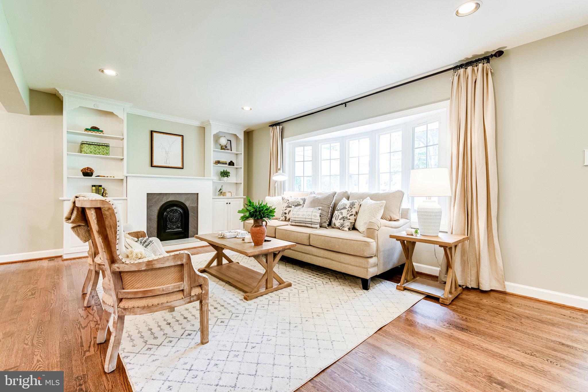 PLYMOUTH HAVEN - Residential