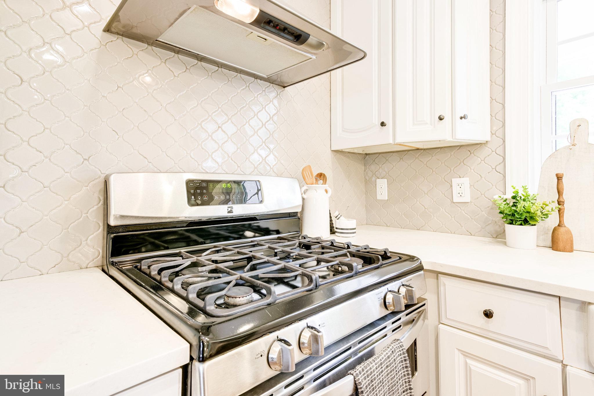 PLYMOUTH HAVEN - Residential