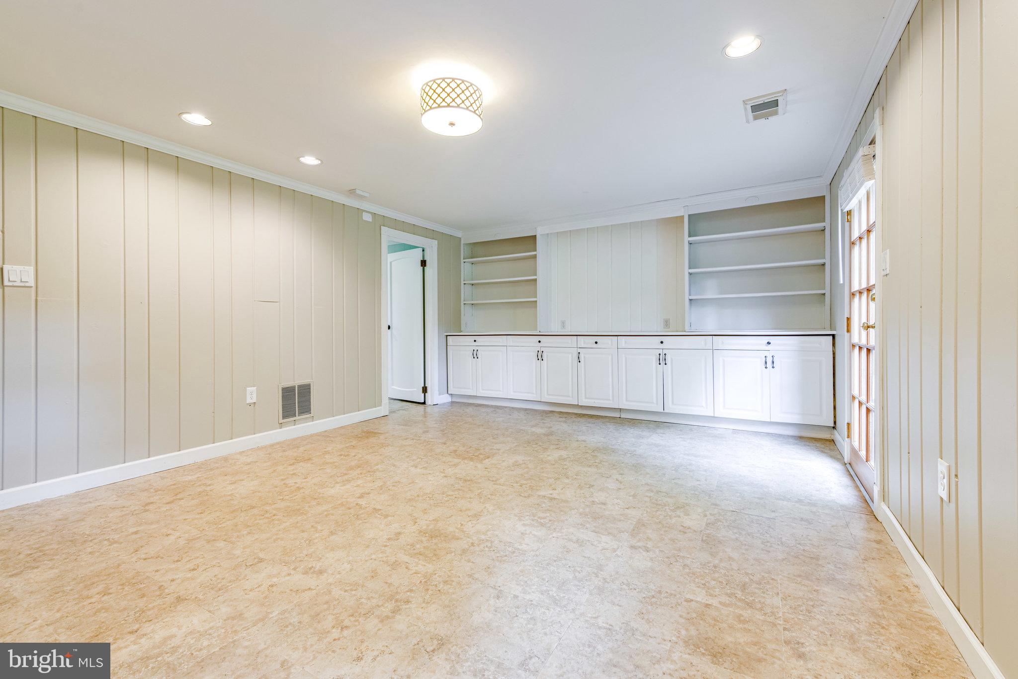 PLYMOUTH HAVEN - Residential