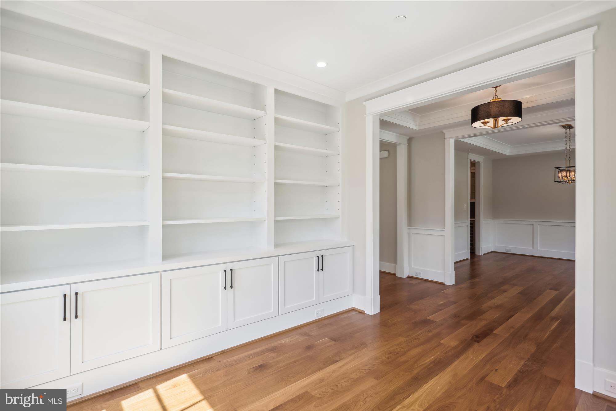 SOMERSET HEIGHTS - Residential